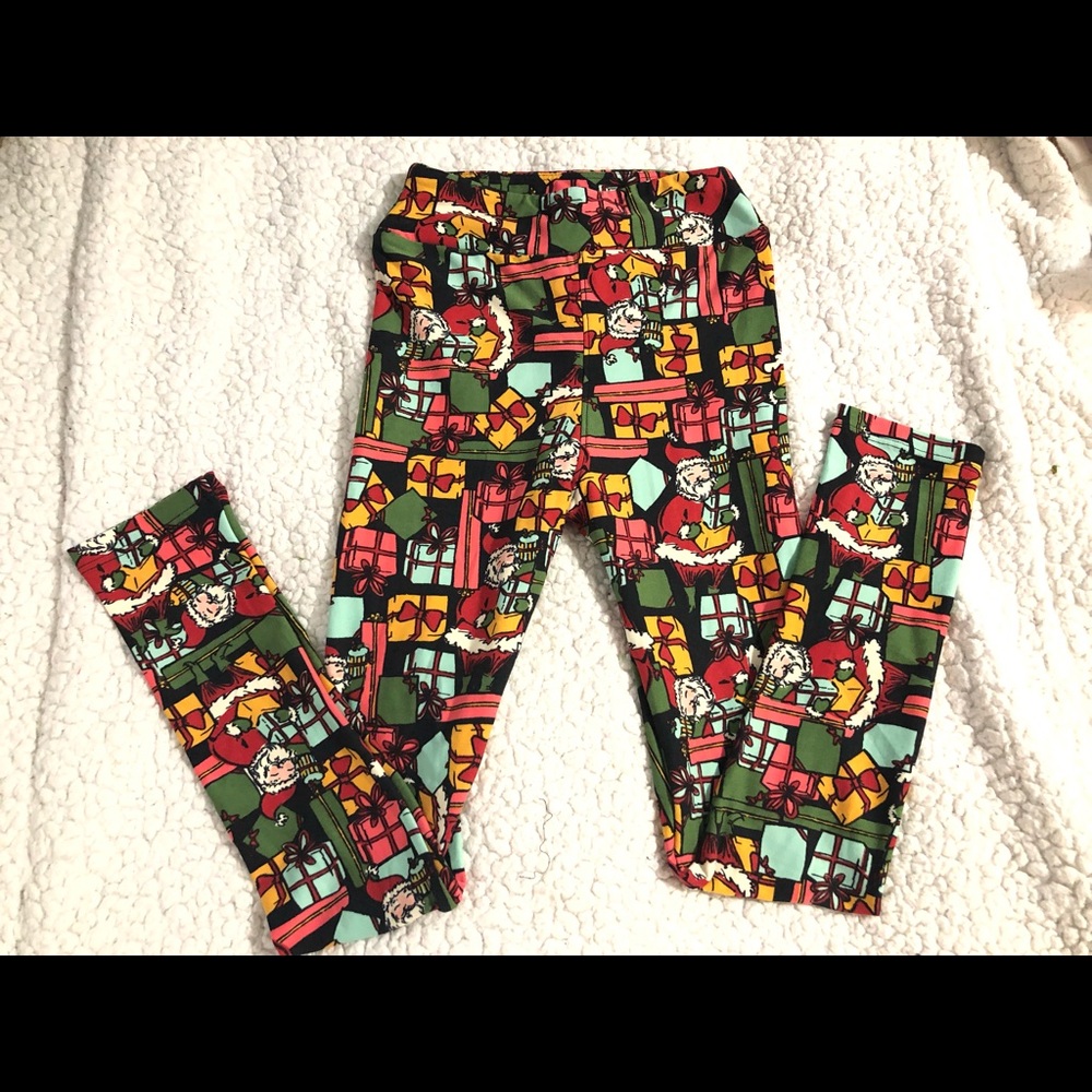 L/XL Lularoe Leggings fits sizes 6-10 (girls)